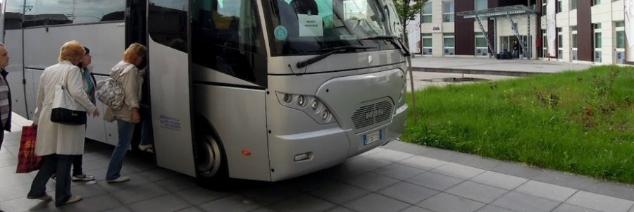 Отправка автобуса в поездку