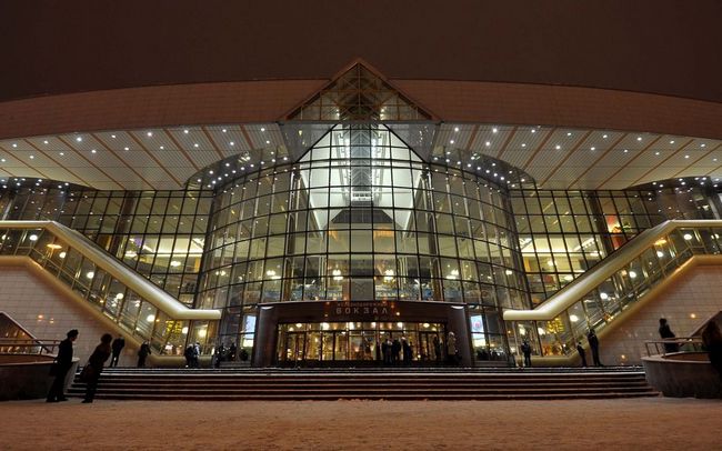 Какое стекло используют при строительстве вокзалов