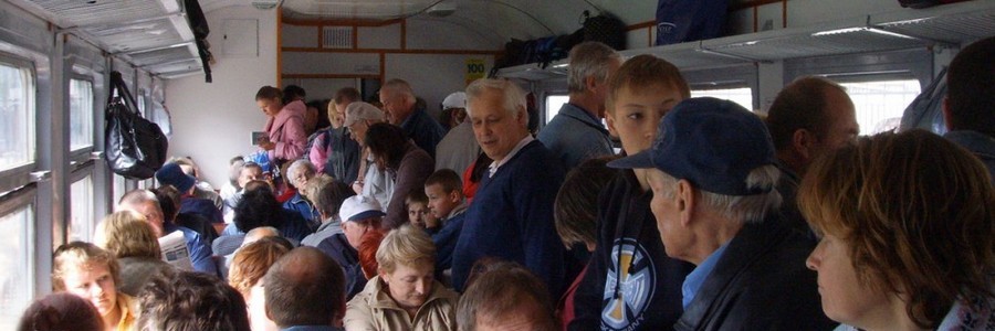 Загруженная электричка
