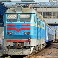 Поезд сдает назад
